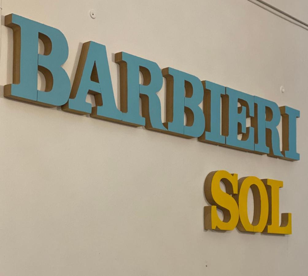 Barbieri Sol Hostel Madrid Kültér fotó